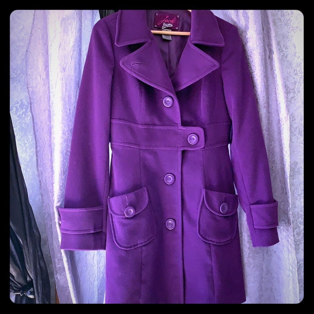Beautiful purple lined coat great for the fall